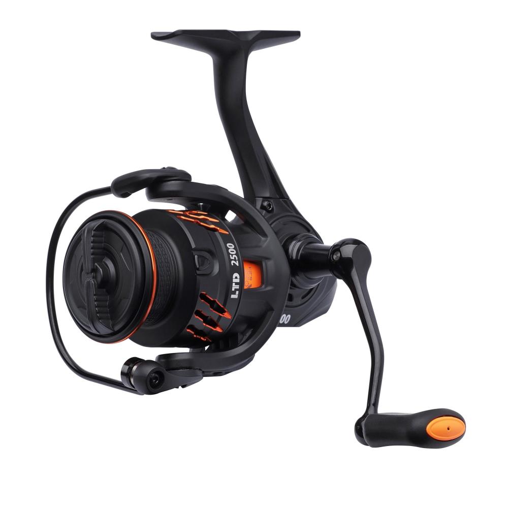 Savage Gear ORANGE LTD Spinning Reel
