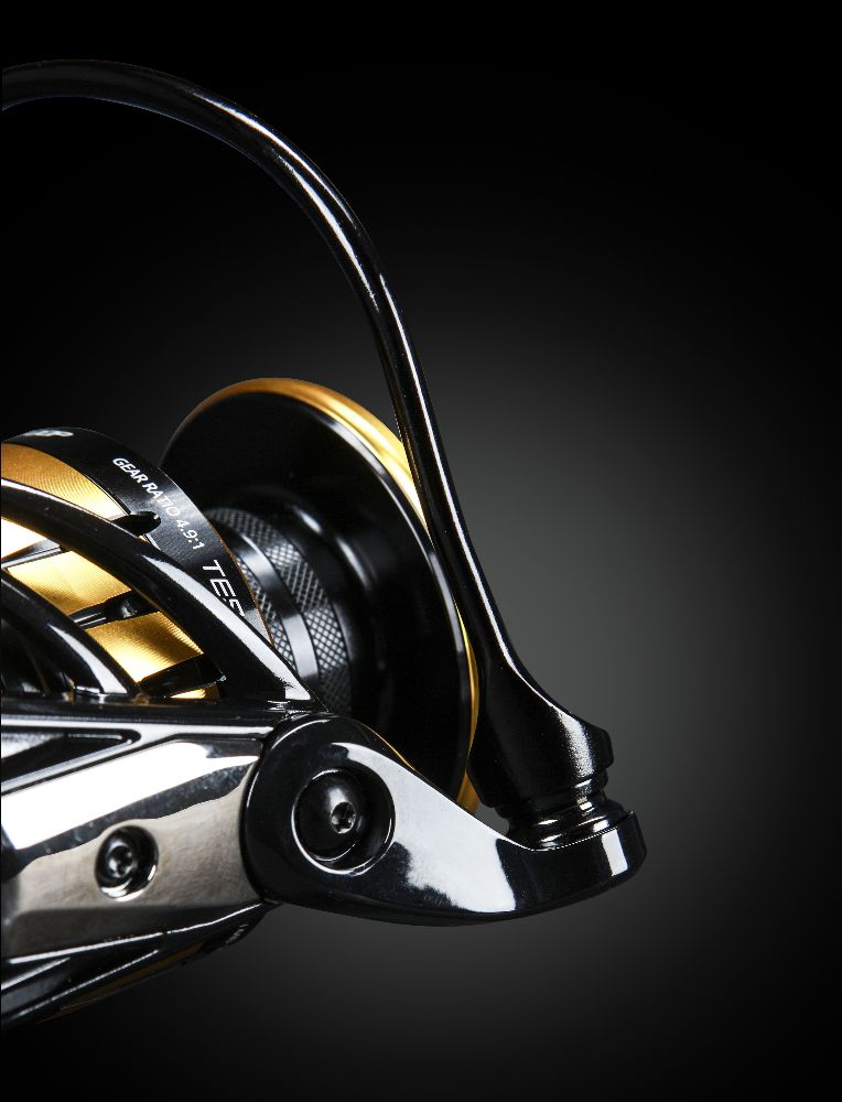 Okuma TESORO 4000PA Saltwater Spinning Reel